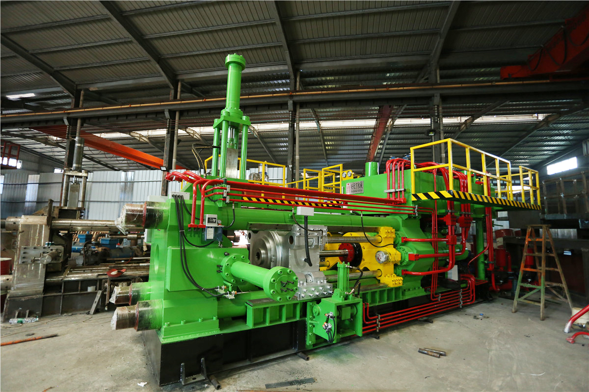 鋁型材擠壓機(jī)
